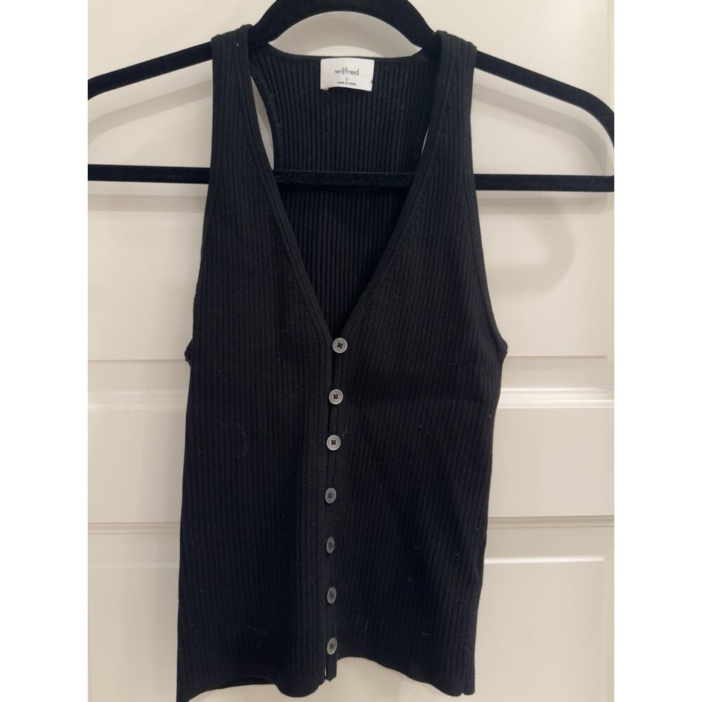 Wilfred Women’s Black Ribbed Button Sleeveless V Neck Tank Top